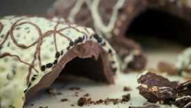 Hotel Chocolat at Easter S01E01 WEB h264-WEBTUBE EZTV
