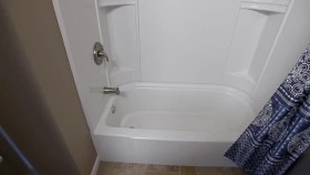 House Hunters S196E02 Putting Out Fires in Knoxville XviD-AFG EZTV