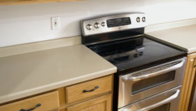 House Hunters S208E05 A Fresh Start in Milwaukee 720p HEVC x265-MeGusta EZTV