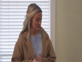 House Hunters S253E05 Home is Where the Pony Is 480p x264-mSD EZTV