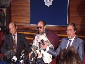 How I Caught The Killer S04E02 480p x264-mSD EZTV