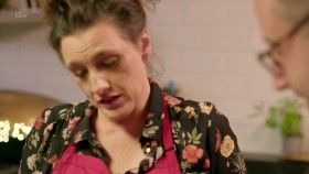 How to Spend It Well at Christmas With Phillip Schofield S04E02 720p HDTV x264-DARKFLiX EZTV