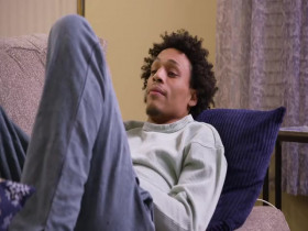 I Love a Mamas Boy S04E03 480p x264-mSD EZTV