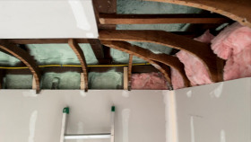 In With the Old S04E02 1080p WEB h264-CBFM EZTV