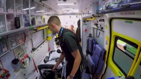 Inside the Ambulance S02E08 WEB x264-UNDERBELLY EZTV
