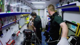 Inside the Ambulance S03E01 WEB x264-UNDERBELLY EZTV