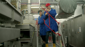 Inside the Factory S09E03 Cheese Curls 1080p WEBRip x264-CBFM EZTV