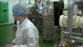 Inside the Factory S09E04 Flapjacks 1080p WEBRip x264-CBFM EZTV