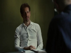 Inside The Mind Of A Con Artist S01E01 480p x264-mSD EZTV