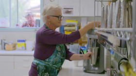 Into Death Valley with Nick Knowles S01E02 1080p HDTV H264-DARKFLiX EZTV