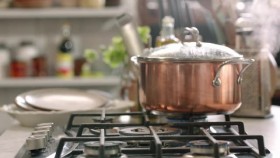 Jamie Keep Cooking and Carry On S01E01 XviD-AFG EZTV