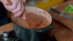 Jamie Keep Cooking at Christmas S01E02 720p HDTV x264-DARKFLiX EZTV