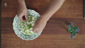 Jamie What to Eat This Week S01E01 1080p HEVC x265-MeGusta EZTV