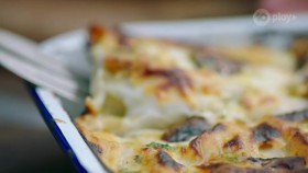 Jamies Easy Meals For Every Day S01E03 WEB h264-WEBTUBE EZTV