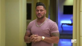 Jersey Shore Family Vacation S04E05 Trouble Shot At Love XviD-AFG EZTV