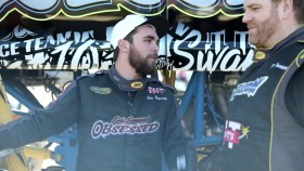 Josh Gates Tonight S03E02 Heeeeeres Joshy 720p WEB H264-KOMPOST EZTV