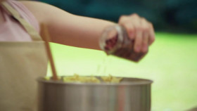 Junior Bake Off S10E02 720p ALL4 WEB-DL AAC2 0 H 264-RAWR EZTV