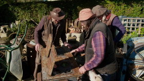 Junk and Disorderly S03E01 REPACK 1080p WEB h264-CODSWALLOP EZTV