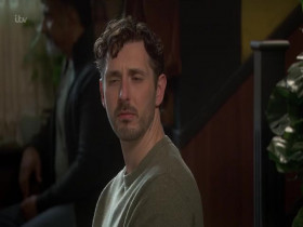 Kate And Koji S02E04 480p x264-mSD EZTV