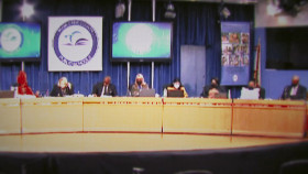 Keep This Between Us S01 720p HULU WEBRip DDP5 1 x264-OPUS EZTV