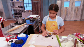 Kids Baking Championship S10E07 Earn Your Stripes 720p WEBRip x264-KOMPOST EZTV