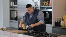 Kwoklyns Chinese Takeaway Kitchen S01 WEBRip x264-ION10 EZTV