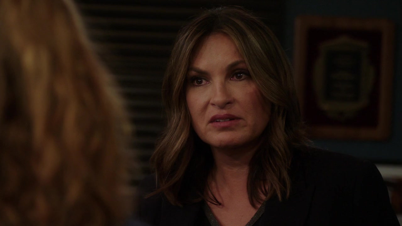 Infanity Law and Order: SVU S21E4 Screenshot.