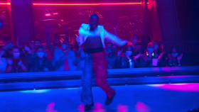 Legendary S03E01 720p HEVC x265-MeGusta EZTV