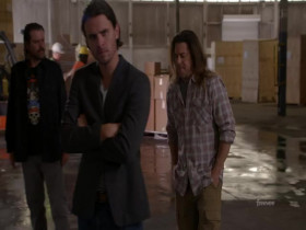 Leverage Redemption S02E07 480p x264-mSD EZTV