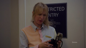 Leverage Redemption S02E09 720p HEVC x265-MeGusta EZTV