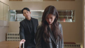 Love Next Door S01E01 Comeback 1080p NF WEB-DL DDP2 0 H 264-XEBEC EZTV