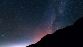 Love Off The Grid S02E01 1080p WEB h264-EDITH EZTV