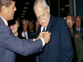 Mafia Spies S01E04 480p x264-mSD EZTV