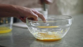 Magnolia Table With Joanna Gaines S01E06 Biscuits 720p WEBRip x264-KOMPOST EZTV