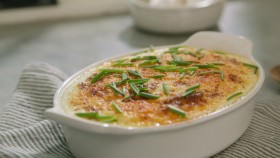 Magnolia Table With Joanna Gaines S02E01 Brunch 1080p HEVC x265-MeGusta EZTV