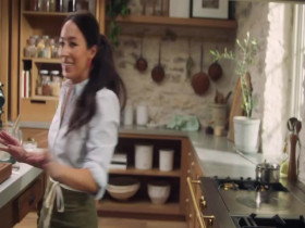Magnolia Table With Joanna Gaines S03E04 After-School Snacks 480p x264-mSD EZTV