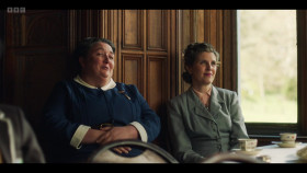 Malory Towers S03 720p iP WEBRip AAC2 0 x264-SMURF EZTV