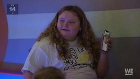 Mama June From Not to Hot S04E03 Family Crisis The Stakeout 720p HDTV x264 CRiMSON eztv