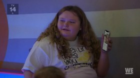 Mama June From Not to Hot S04E03 Family Crisis The Stakeout HDTV x264-CRiMSON EZTV