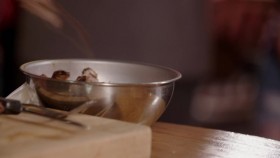 Man v Food S09E10 Hall of Fame Most Epic Wins 720p WEB h264-B2B EZTV