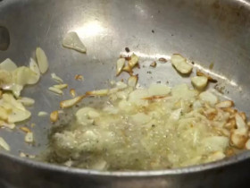 Man v Food S10E05 Brooklyn New York 480p x264-mSD EZTV