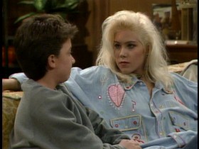 Married With Children S02E09 WEB h264 YUUKi eztv