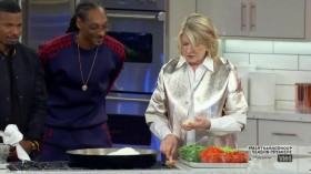 Martha and Snoops Potluck Dinner Party S02E01 Happy Birthday Snoop HDTV x264-CRiMSON EZTV