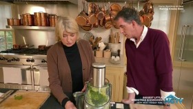 Martha Knows Best S02E08 New Year New Garden 720p HDTV x264-CRiMSON EZTV