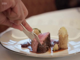 MasterChef The Professionals S17E19 480p x264-mSD EZTV