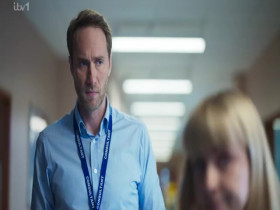 Maternal S01E03 480p x264-mSD EZTV