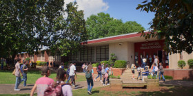 Me S01E03 Facing Up 1080p ATVP WEB-DL DDP5 1 Atmos H 264-FLUX EZTV