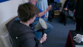 Meet the Rees-Moggs S01E02 Wipeout 1080p AMZN WEB-DL DDP2 0 H 264-RAWR EZTV