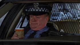 Mike and Molly S06E01 720p HDTV X264-DIMENSION EZTV