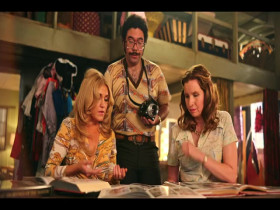 Minx S01E05 480p x264-mSD EZTV